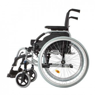 Кресла-коляска с ручным приводом Invacare Action 2 NG в 