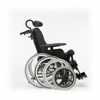 Многофункциональная кресло-коляска Invacare Rea Azalea Minor в 