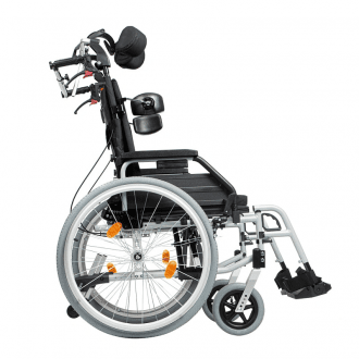 Кресло-коляска с ручным приводом Ortonica Comfort 200 в 