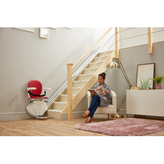 Подъёмник кресельный лестничный Bespoke Stairlifts Synergy в 