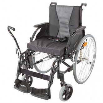 Кресло-коляска с рычажным приводом Invacare Action 3 NG в 